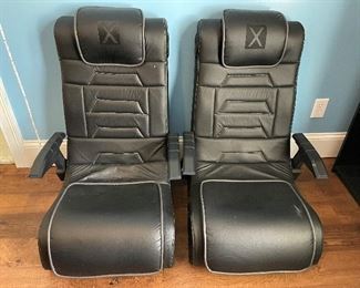 2 gaming chairs