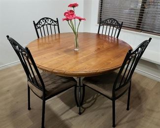 Round Kitchen Table with 4 Chairs 