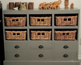 Wooden Drawer with Basket 