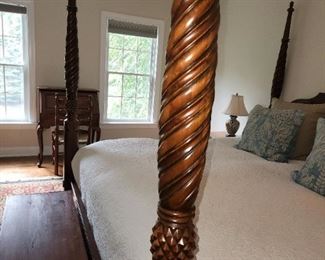 King 4 poster bed