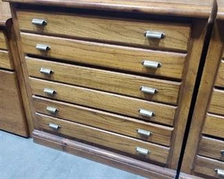 Vintage Bassett 3 drawer chest 32 x 32 x 18 in
