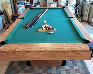 . Mizerak Oakwood 8foot Billiard Table with Drop Pockets