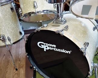 .Groove Percussion Drum Set