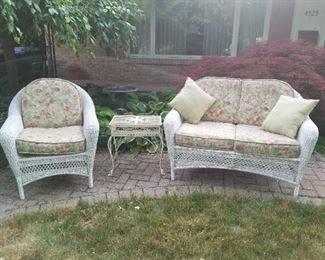 excellent white wicker.  Cushions kept clean.