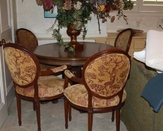 Game table with 4-chairs