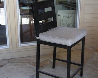 4-Bar Stools 