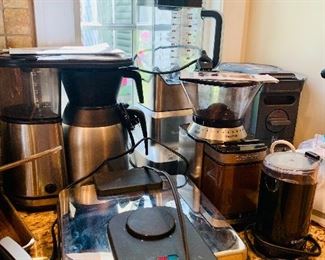 Kitchen Appliancies - Breville, Calphalon, Cuisinart and more!