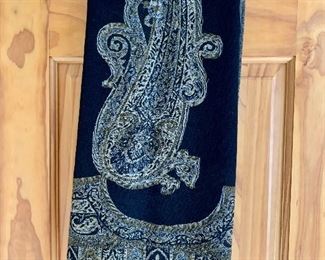 Brooks Brothers Wool shawl