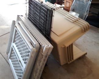 Large Dog/ Pet crstes