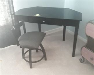 Corner desk or vanity