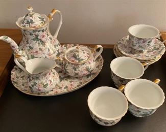 Porcelain Tea Set