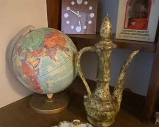 Vintage Decorative Pieces