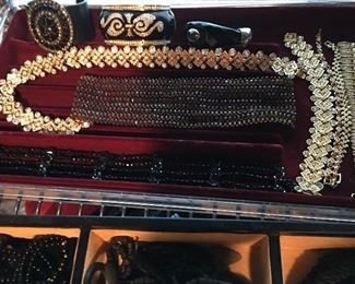 RHINESTONE JEWELRY & GOOD COSTUME.