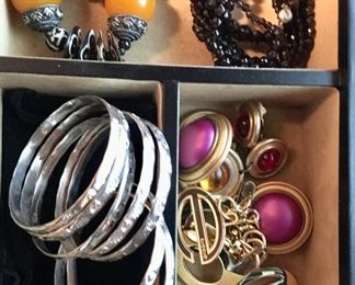 VINTAGE STERLING JEWELRY (SIGNED!)