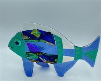 ART GLASS FISH SIGNED