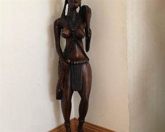 AFRICAN WOMAN FLOOR STATUTE. APPROXIMATELY 5FT H