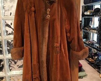 KLUGER SHEARED MINK. SIZE 14-18? SEMI-SWING. 