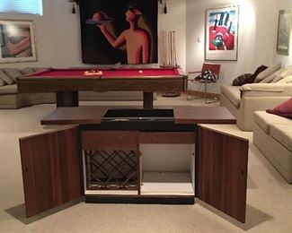 MID CENTURY MODERN DILLINGHAM BAR CABINET 