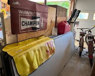 Fender mats and 8 ft tables