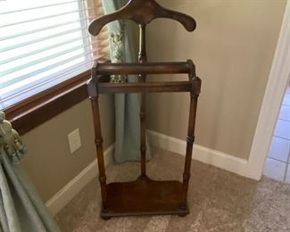 Another Gentlemen’s valet