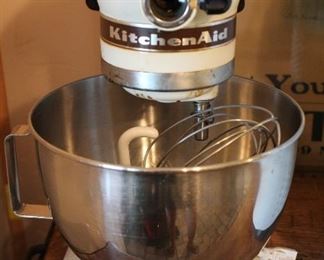 Kitchen Aid Mixer 