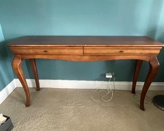 National Mt. Airy sofa table....