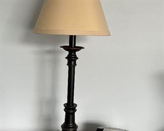 Table lamp