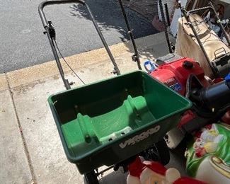 Spreader