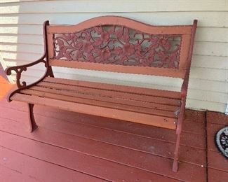 Metal/wood garden bench