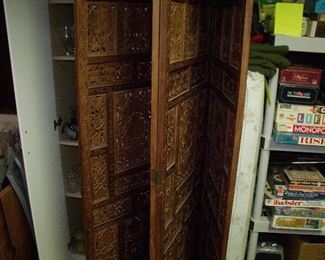 Wood screen