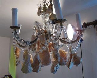 New chandelier! Came with box. more jewels and candle drips included with it!!!