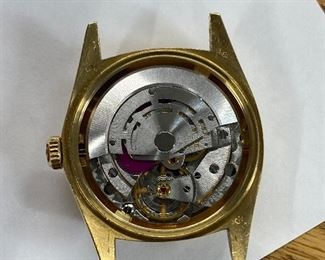 1978 Rolex Oyster Perpetual Datejust 18K Gold Watch in Case with aftermarket band and and aftermarket Jade 10K gold band, original box & Certificate of Appraisal.
1 crack (crazing) in dial from date window down 
Needs Cleaning
Serial # warn off in middle unsure if middle number is a 6 or 0. 