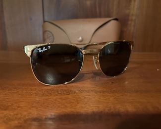 Ray Ban Signet Sunglass with Case