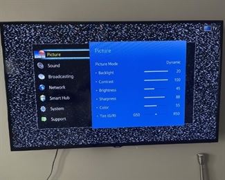 Samsung Series 5 Model 5202 HD Smart TV