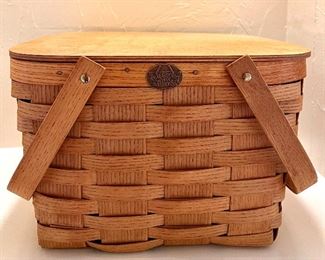 Peterboro Pie Basket