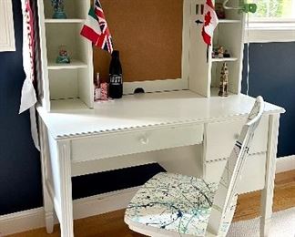 Desk with Hutch & Splatter Paint Chair