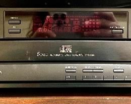 Sony High Density Linear Converter 5 Disc CD Player