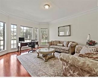 El Dorado Furniture - Gorgeous Solid Wood formal living room set. Includes sofa, loveseat, coffee table and side table. Beautiful details; Pristine Condition!