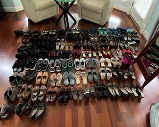 Many brand name shoes (sizes 6 - 7)