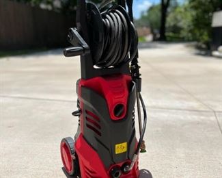 Pressure cleaner and accessories...