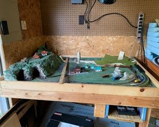 #39	Diarama Wood Train Table w/Accessories & Remotes -N Scale Track - 78x37x38	 $100.00 
#40	Diarama Wood Train Table Top Only w/accessories - N Scale  - 50x37x6	 $30.00 
