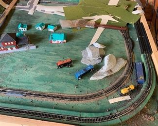 #39	Diarama Wood Train Table w/Accessories & Remotes -N Scale Track - 78x37x38	 $100.00 
#40	Diarama Wood Train Table Top Only w/accessories - N Scale  - 50x37x6	 $30.00 
