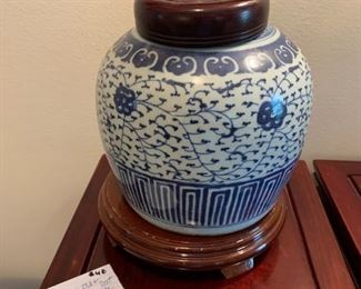 #48	100 Yr Old Blue & White Qing Dynasty 8" Lotus Flower Ginger Jar Replacement Kid (cert. Hong Kong)	 $200.00 
