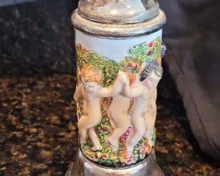 Vintage Reuge Music Stein and Pepper Mill made in Italy, 1950s, plays "Torna a Surriento" (Come Back to Sorrento)