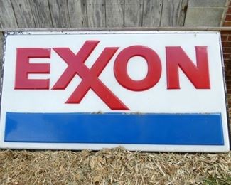 PLASTIC EMB. EXXON SIGN 97X42