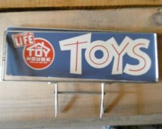 VIEW 3 SIDE 2 RACK TOPPER SIGN