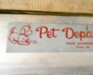 VIEW 4 PET TOPPER SIGN