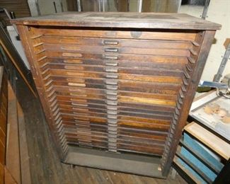 VIEW 2 36X45 OAK CABINET