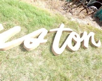 VIEW 3 5IN THICK LETTERS HOUSTON SIGN