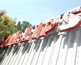 VIEW 2 CLOSEUP 13FT. X 24IN